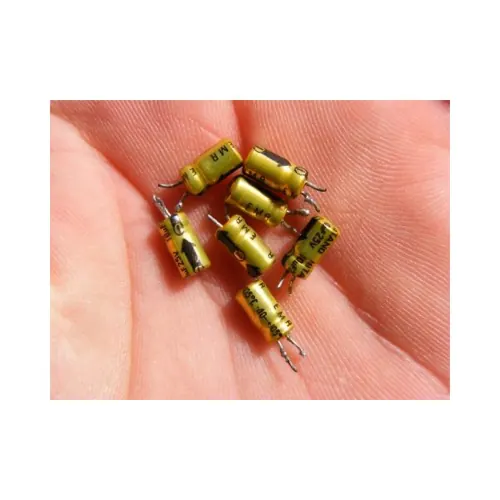 Capacitor electrolítico 100µF 25V (paquete de 5)